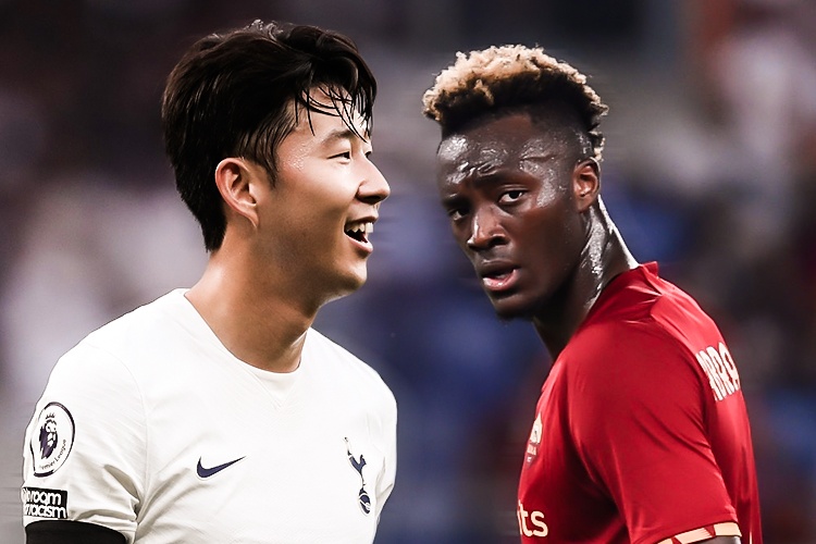 Dan sao co tong dinh gia nua ty euro thi dau o giai moi cua UEFA hinh anh