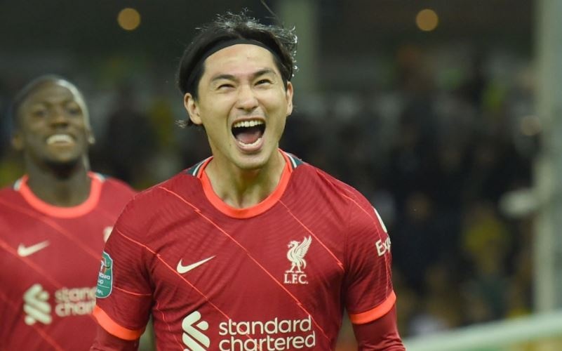 Minamino toa sang lan dau o Liverpool mua nay hinh anh