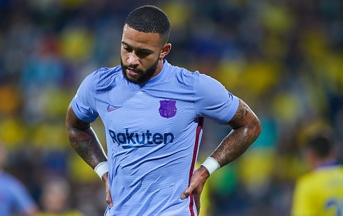 Barca khong thang tran thu 3 lien tiep hinh anh