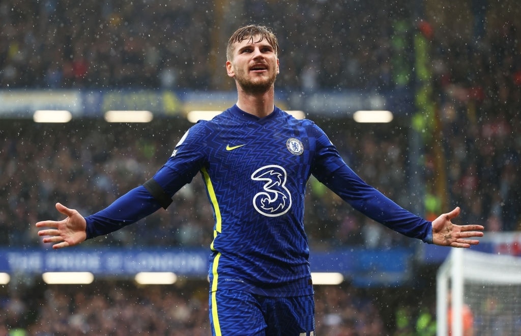 Chelsea len dau bang sau tran thang Southampton hinh anh