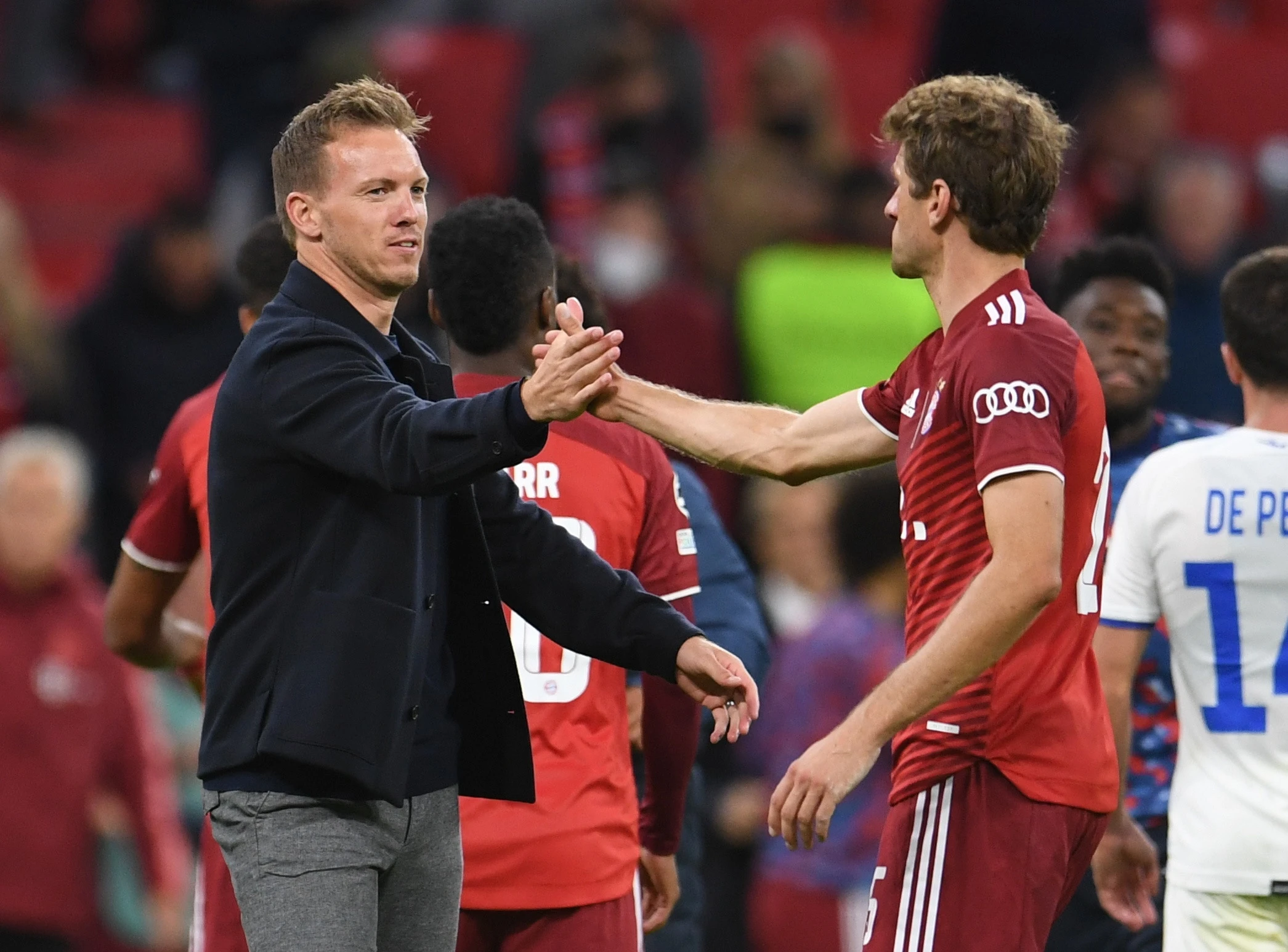 Bayern dau Frankfurt anh 8