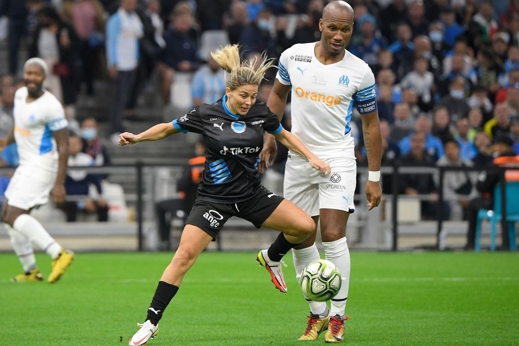 Nasri phat tuong anh 3