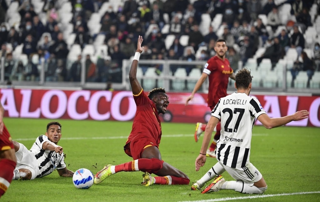 Juventus dau Roma anh 4