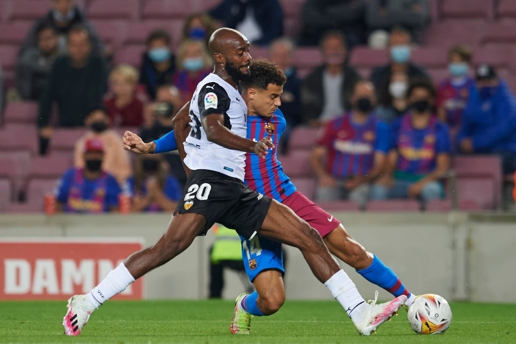 Barcelona dau Valencia anh 9