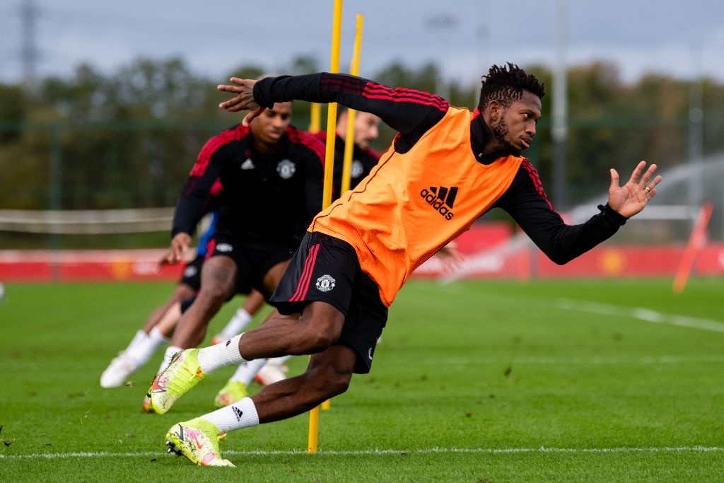 Varane tro lai anh 6