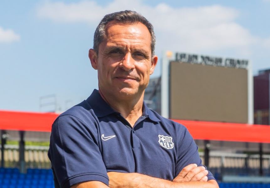 Barca co huan luyen vien anh 1