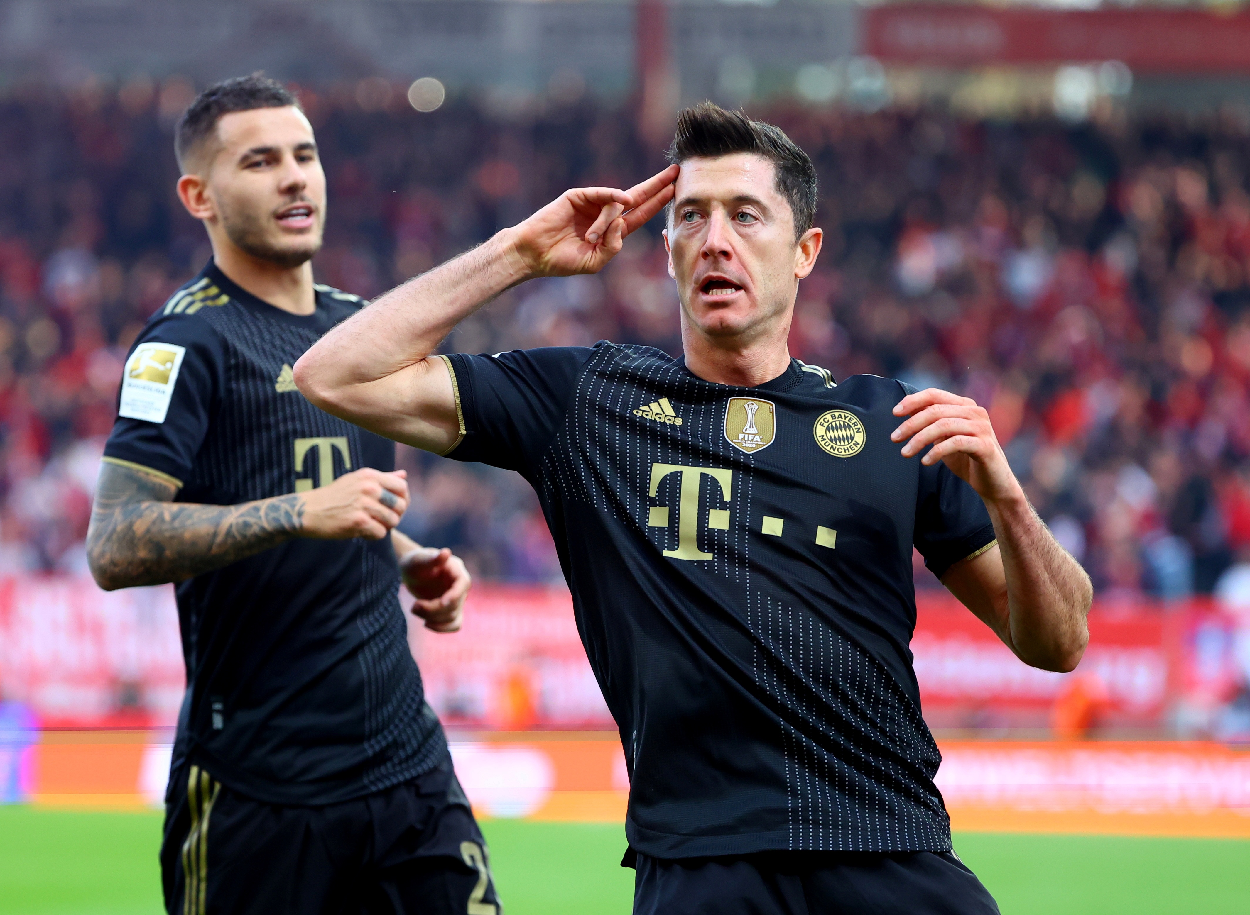 Bayern trut gian len Union Berlin hinh anh