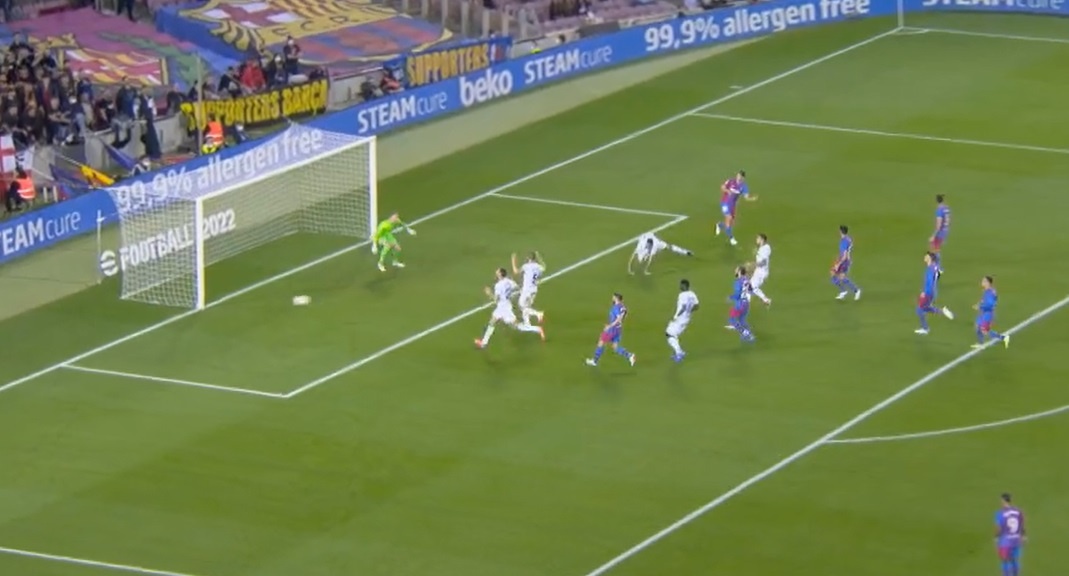 Barca dau Alaves anh 4