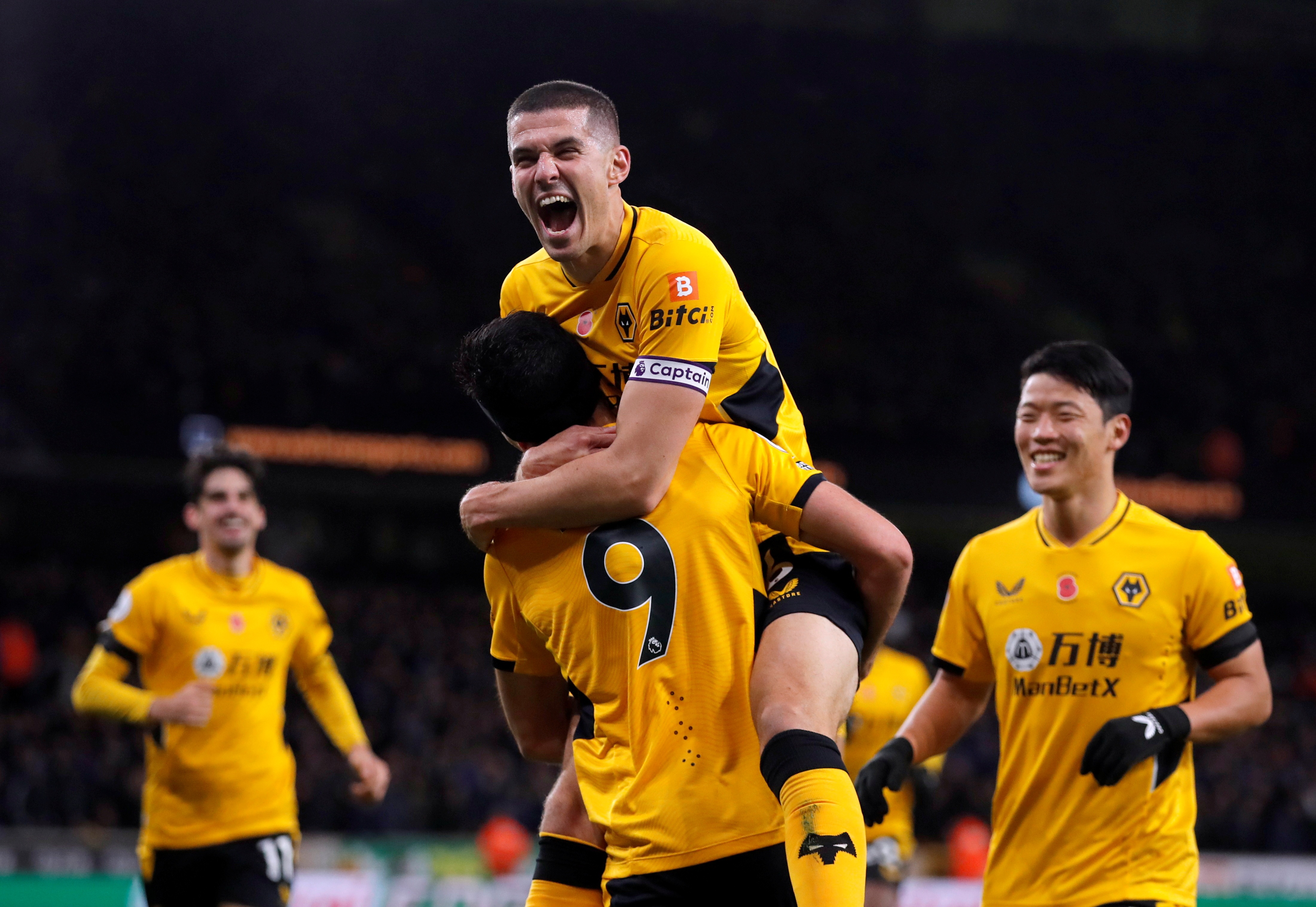 Wolverhampton dau Everton anh 1