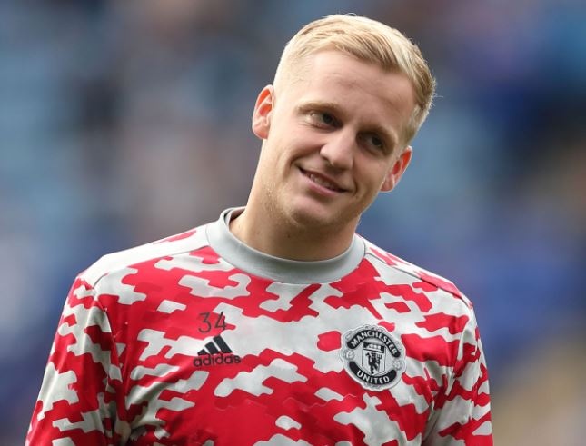 HLV Solskjaer: 'Toi khong co thoi gian cho nhung cau thu hon doi' hinh anh