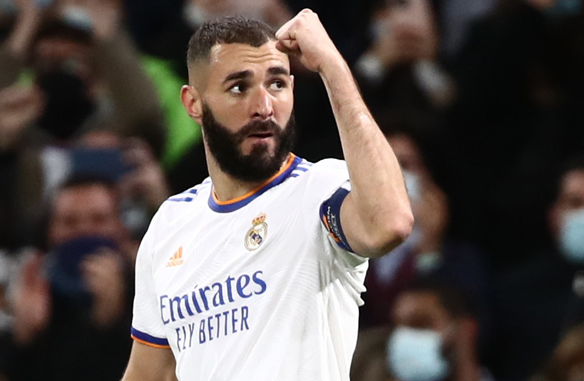 Real cham moc 1.000 ban o cup chau Au hinh anh