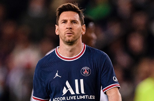 Giam doc PSG chi trich FIFA vi Messi hinh anh