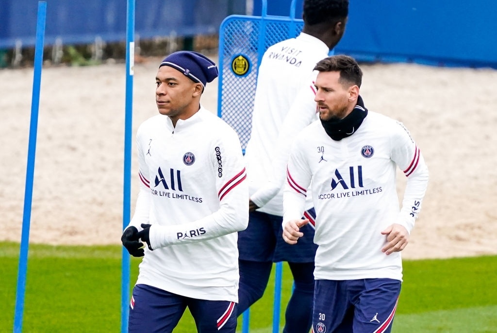 Ramos tap cung Messi anh 6