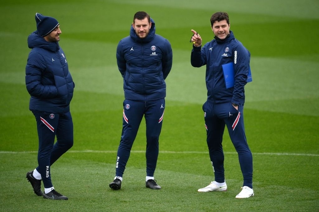 Ramos tap cung Messi anh 8