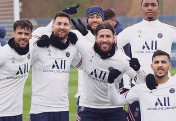 Ramos, Messi lan dau ra san tap cung nhau hinh anh