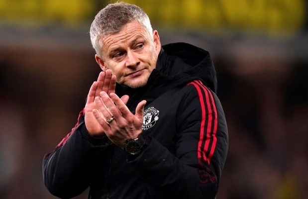 MU hop ban de sa thai HLV Solskjaer hinh anh