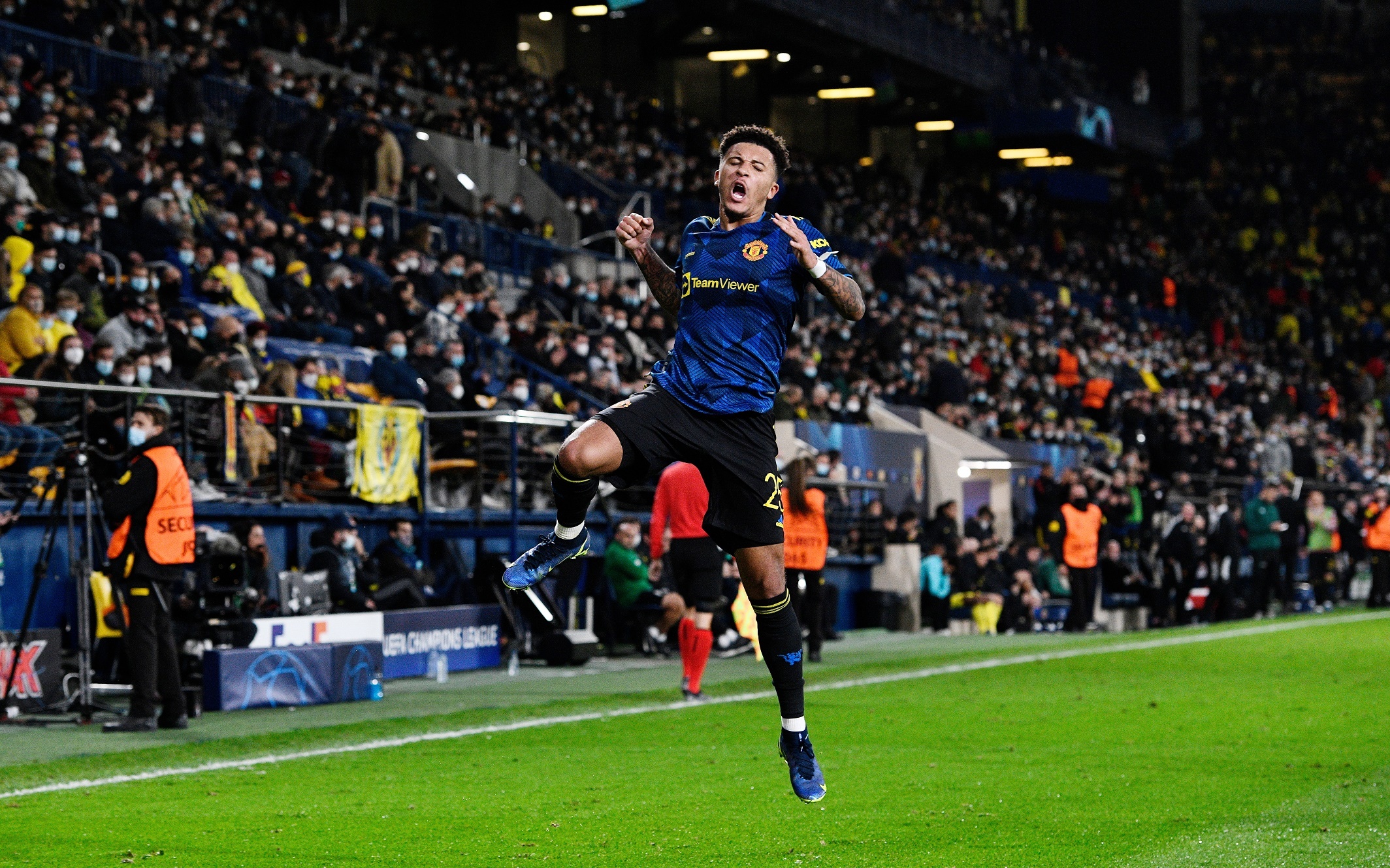 Ronaldo lap ky luc anh 4