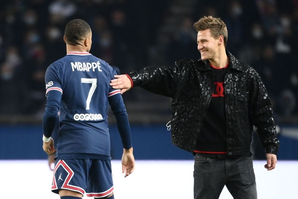 Messi an mung Qua bong vang thu 7 anh 6