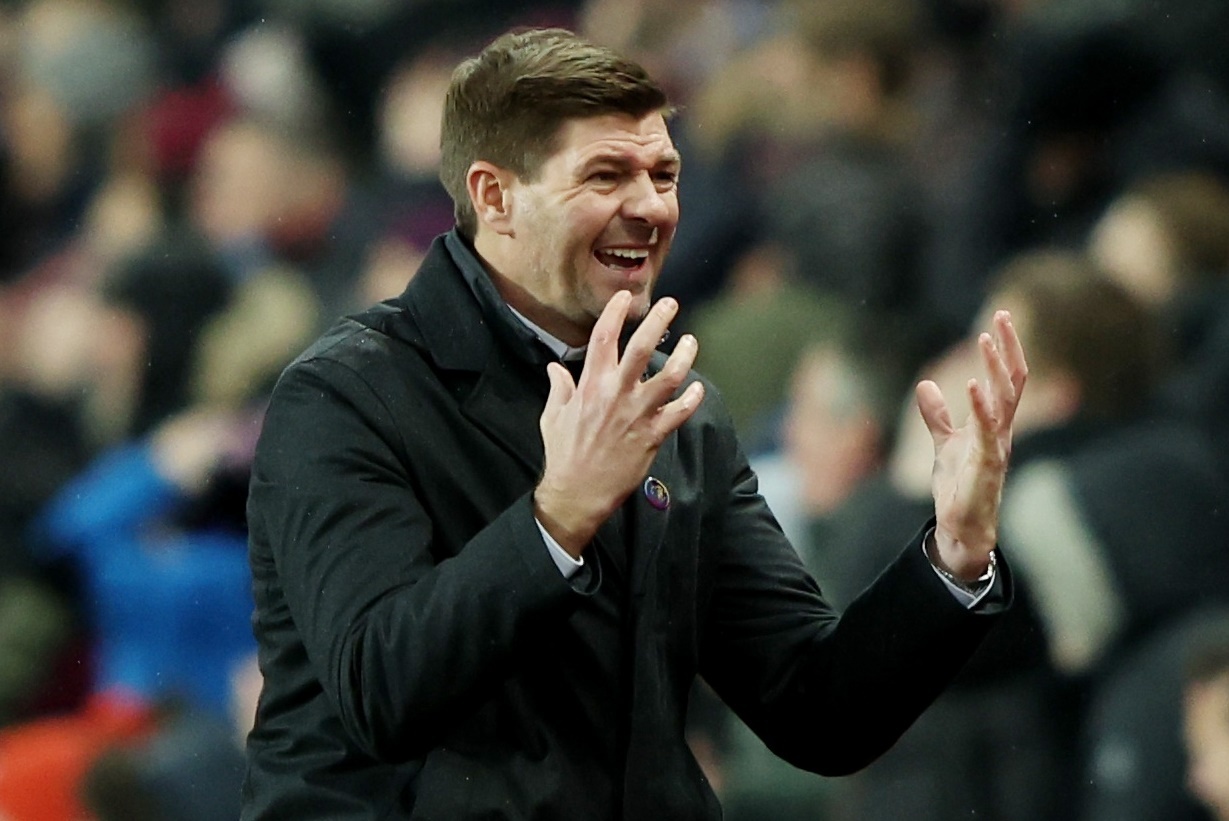 Thay tro HLV Gerrard thang nguoc Leicester hinh anh