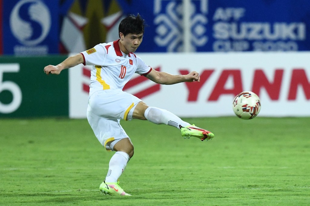 Tuyen Viet Nam mang kinh nghiem vong loai World Cup ve AFF Cup anh 2