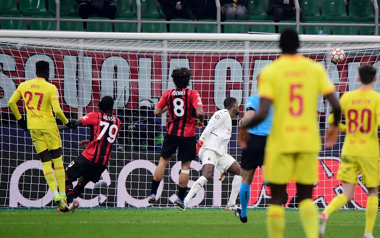 Milan dau Liverpool anh 6