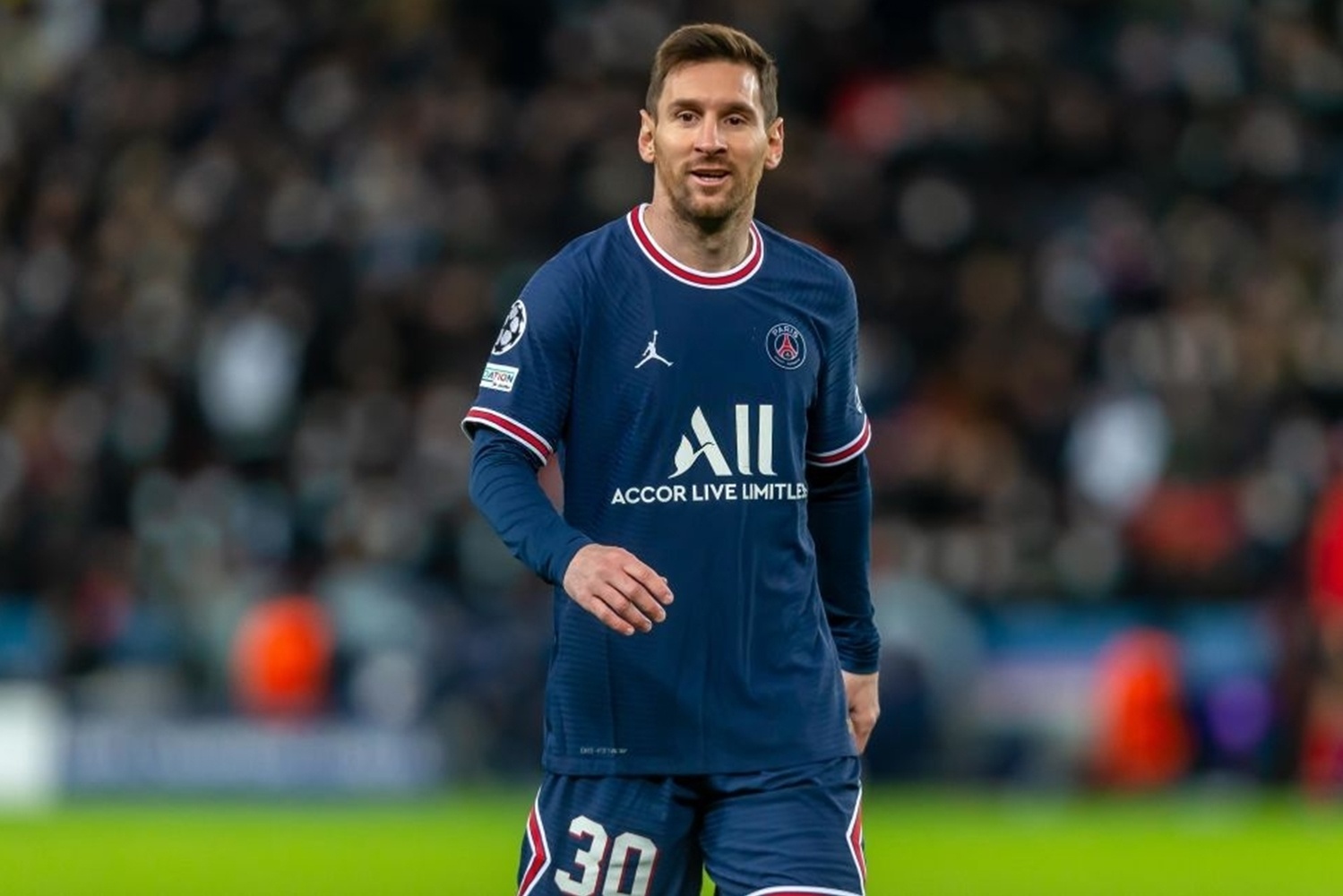 Messi roi PSG anh 1