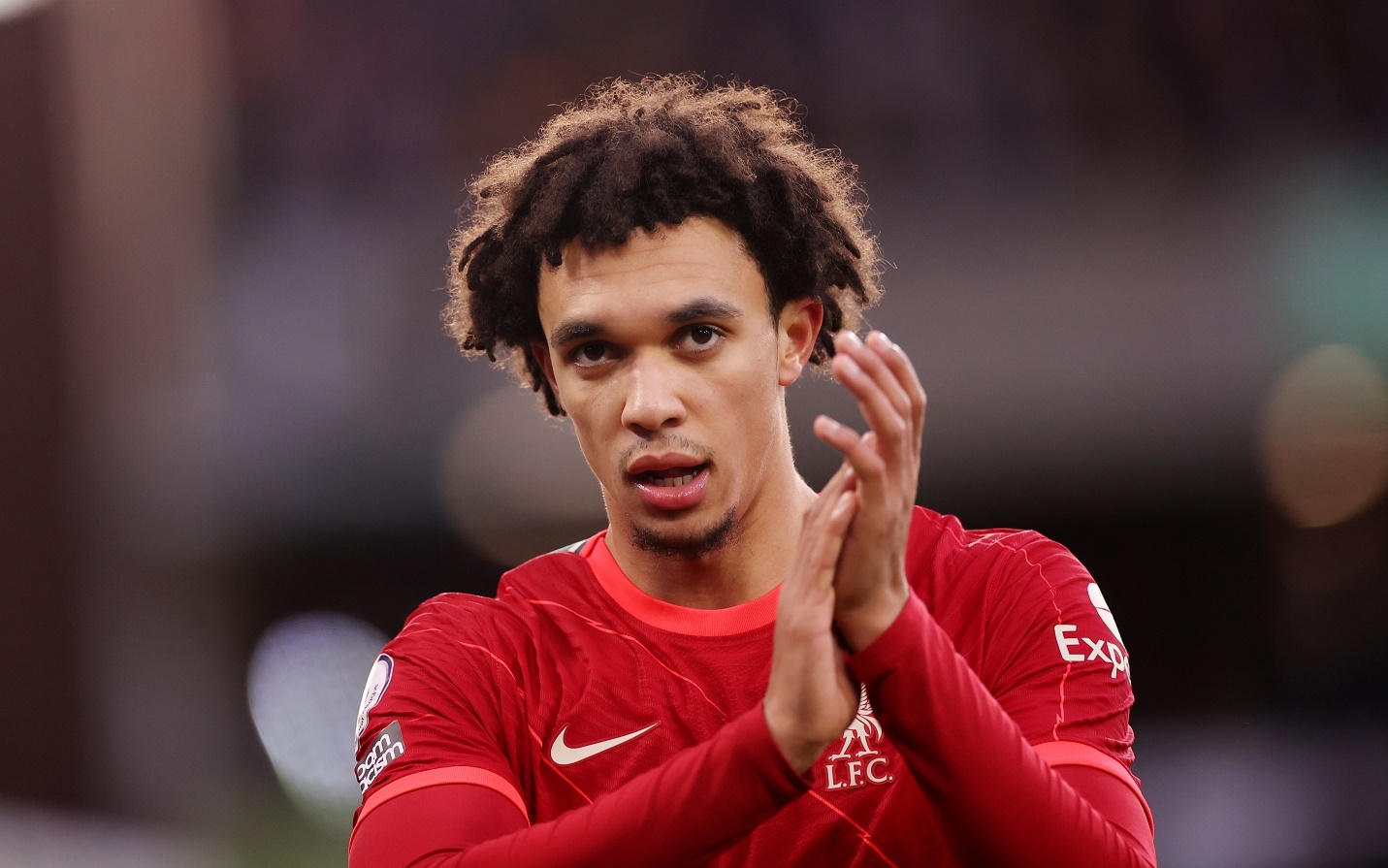 Doi hinh hay nhat vong bang Champions League anh 11