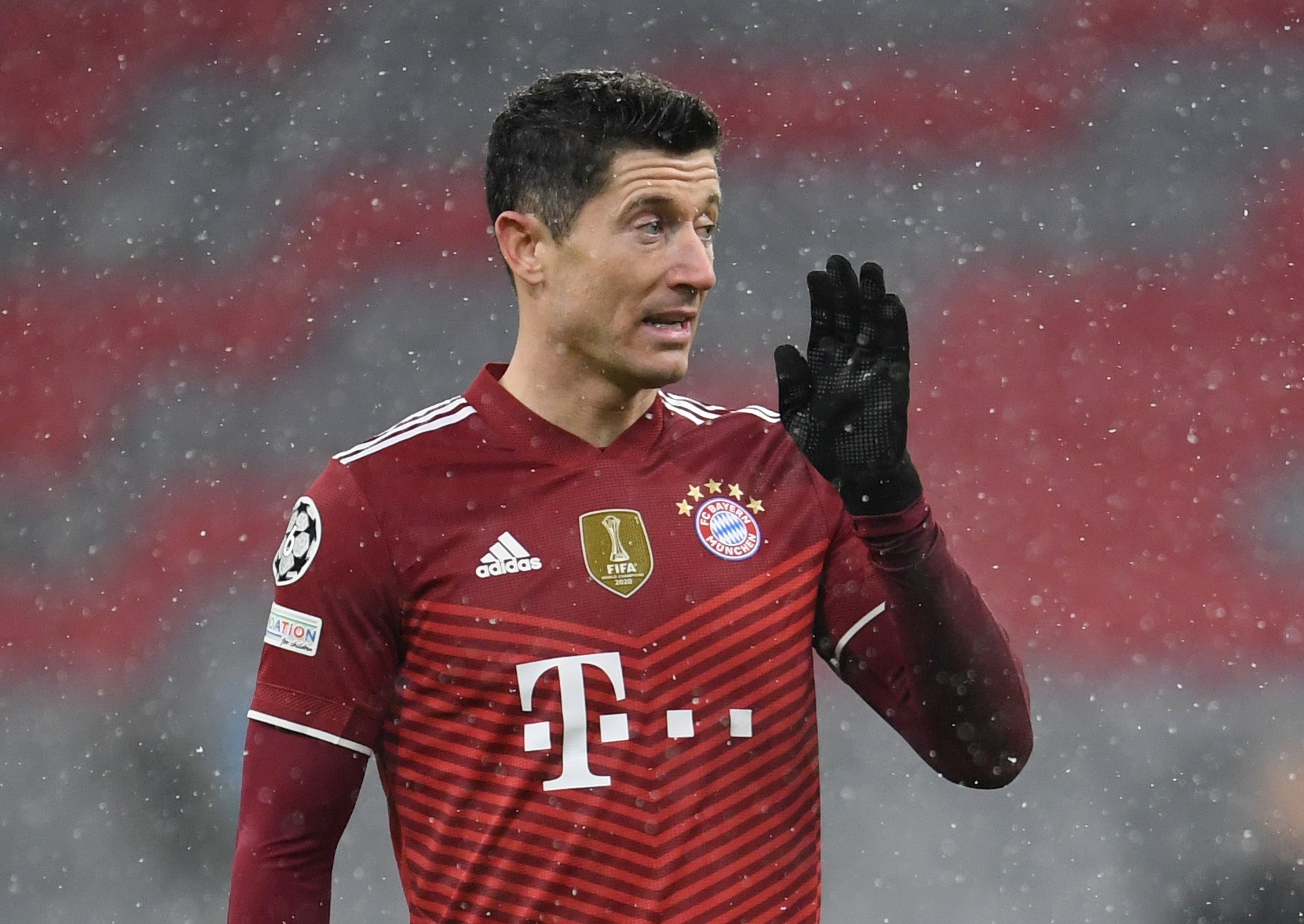 Doi hinh hay nhat vong bang Champions League anh 2