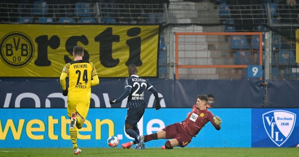 Dortmund hoa Bochum anh 3