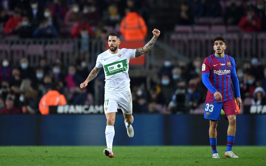 Barca dau Elche anh 5