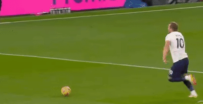 VAR gay tranh cai trong ngay Liverpool roi chien thang hinh anh