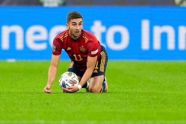 Barca chieu mo Torres anh 1