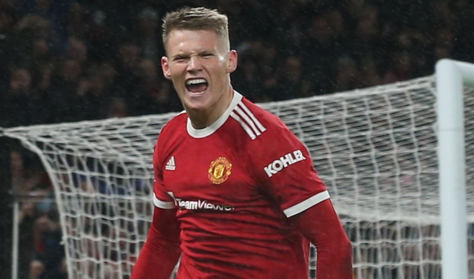 McTominay toa sang du dang bi chan thuong hinh anh