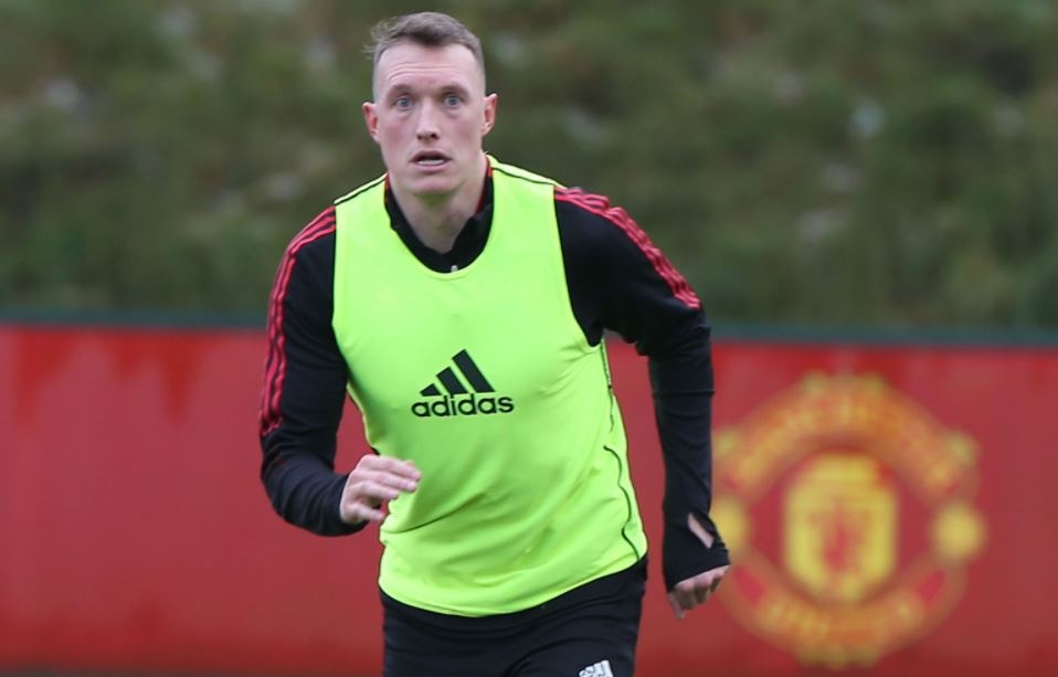 Lindelof tro lai anh 8