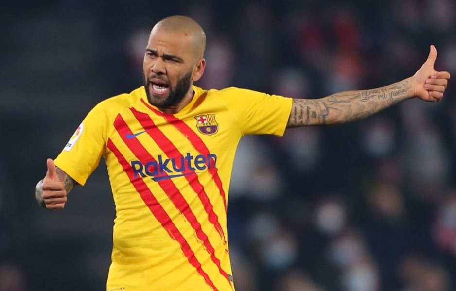 Barca roi chien thang o phut 89 hinh anh