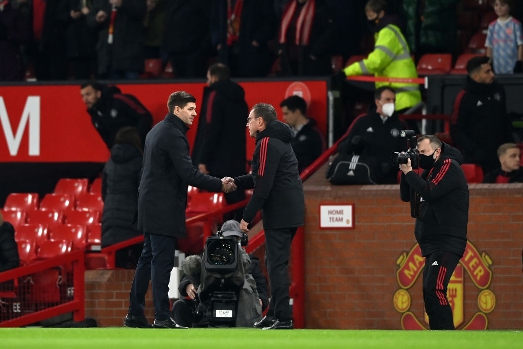 Gerrard bi che nhao anh 3