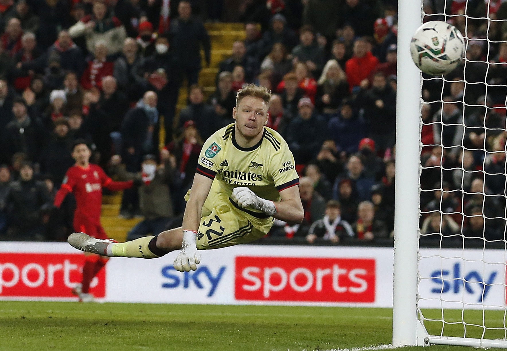 Xhaka nhan the do anh 6