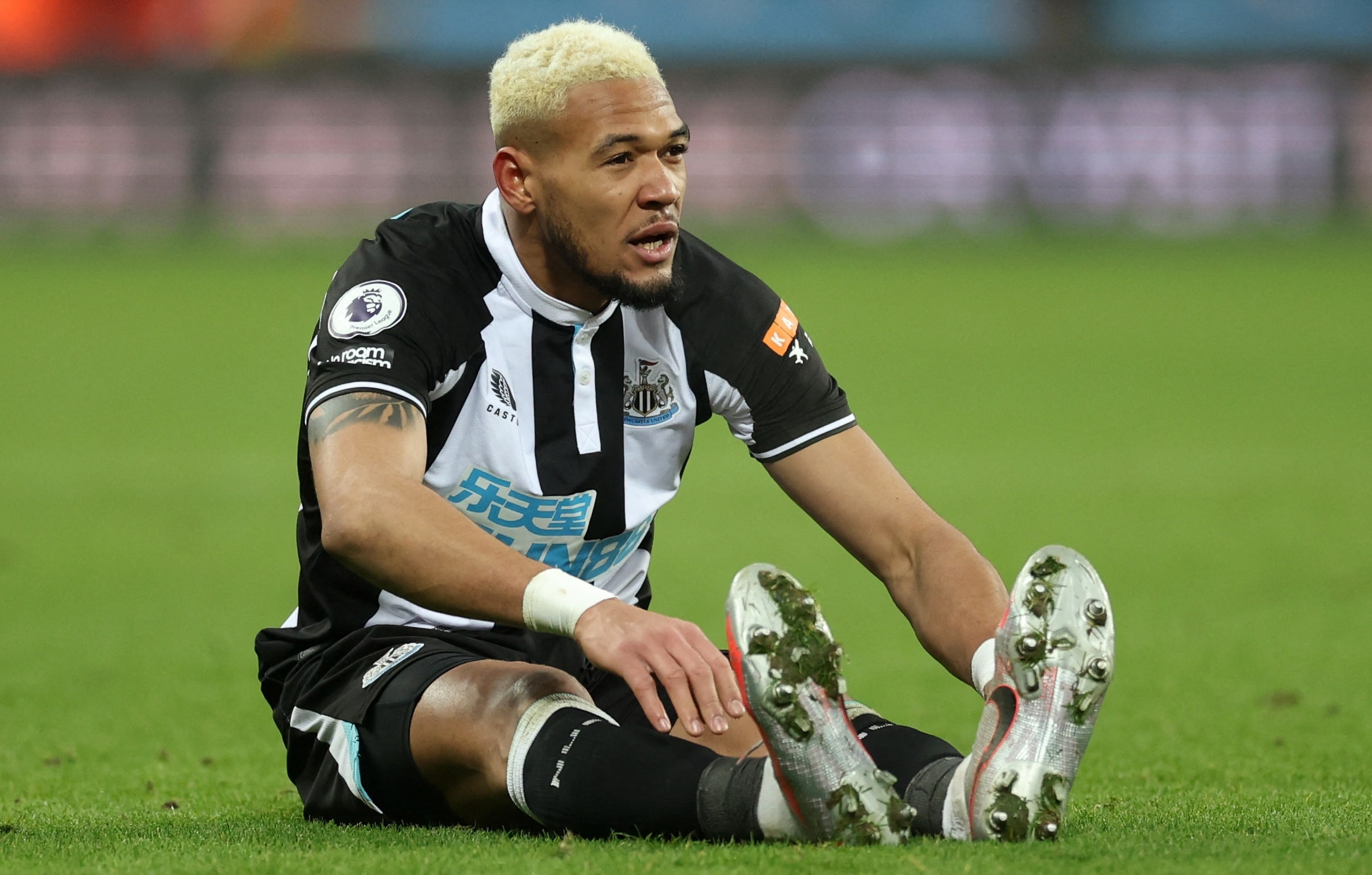 Newcastle bi day xuong thu 19 hinh anh