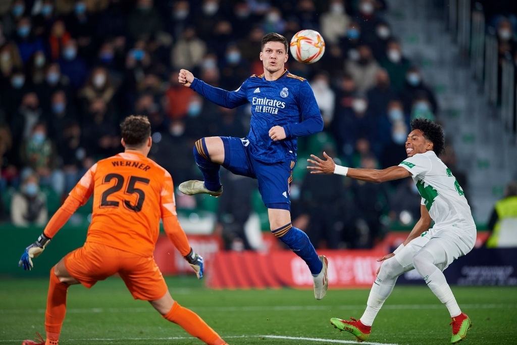 Real Madrid dau Elche anh 3