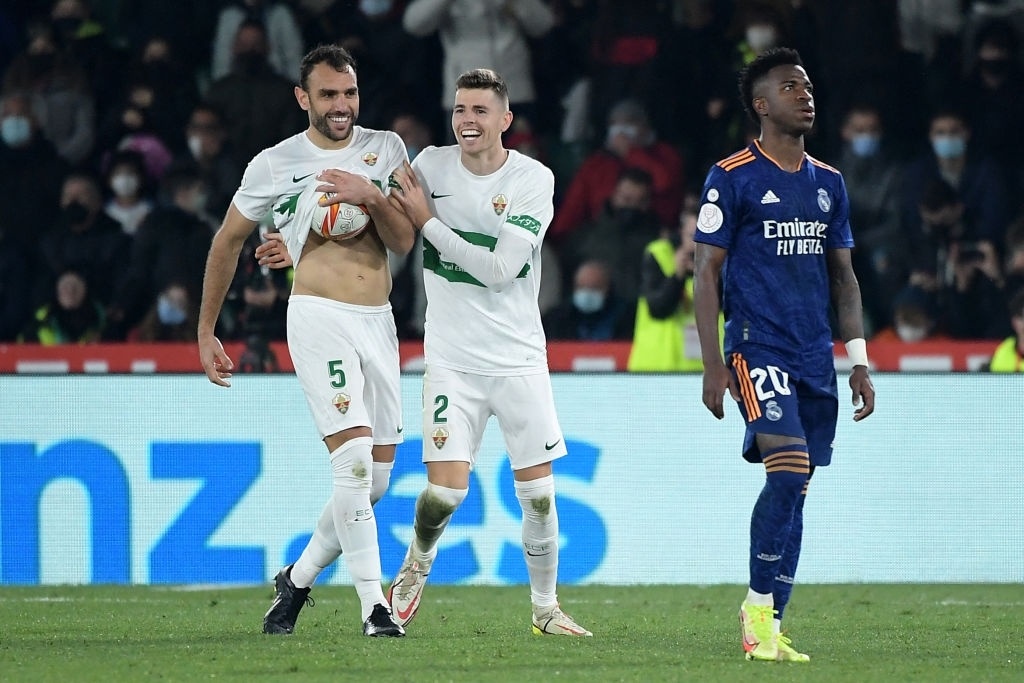 Real Madrid dau Elche anh 6