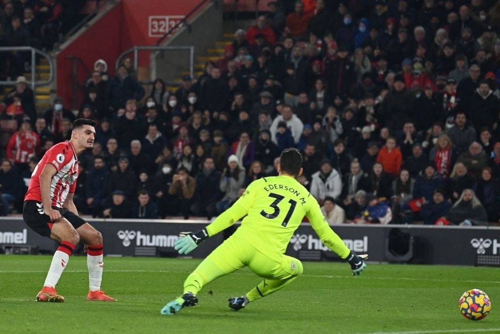 Southampton dau Man City anh 4