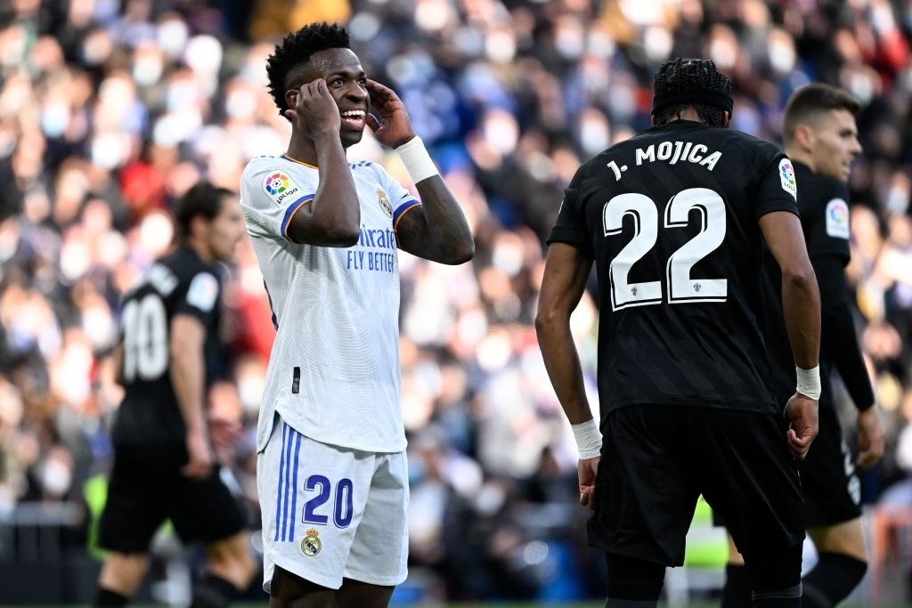 Real thoat thua o phut 90+2 anh 5