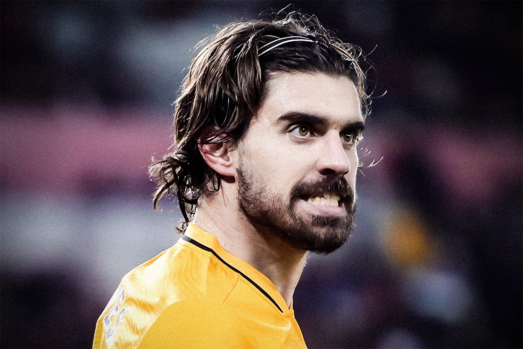 Doi hinh hay nhat vong 23 Premier League hinh anh