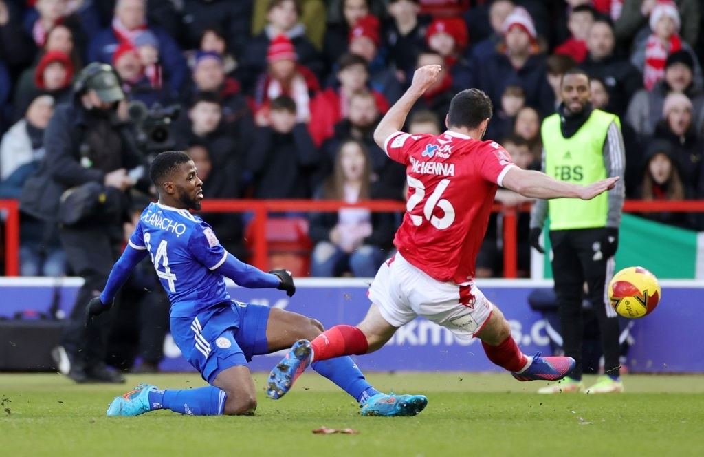 Nottingham Forest dau Leicester anh 7