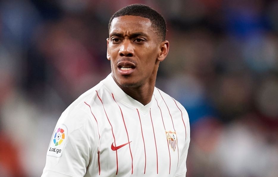 Martial giup Sevilla ap sat ngoi dau La Liga hinh anh