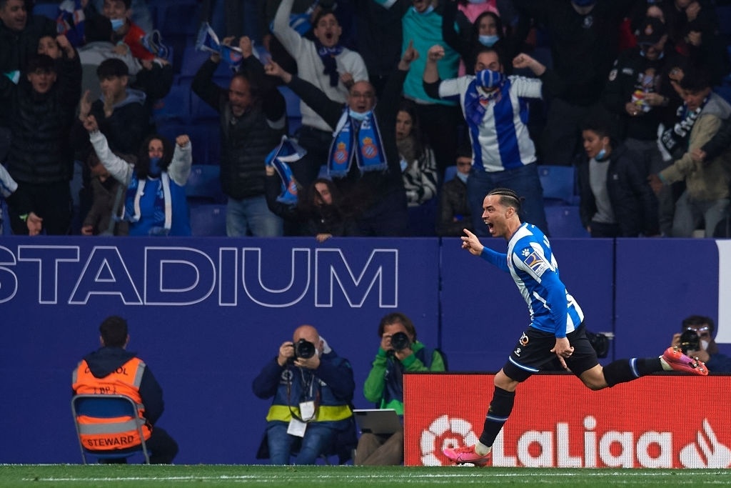 Barca dau Espanyol anh 8