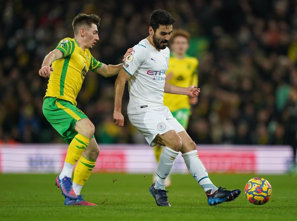 Doi hinh hay nhat vong 25 Premier League anh 6