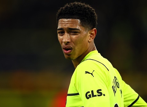 Haaland nhin dong doi thua 2-4 tren san nha hinh anh