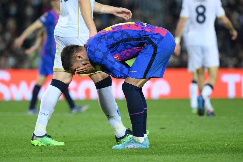 Barca dau Napoli anh 9