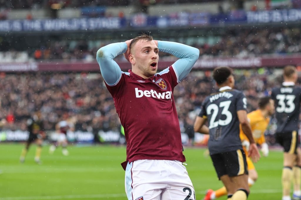 West Ham lo co hoi vuot Man United anh 3